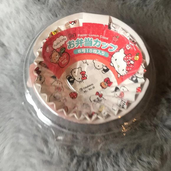 Sanrio Hello Kitty Paper Lunch Cups 15PC - Picture 1 of 1